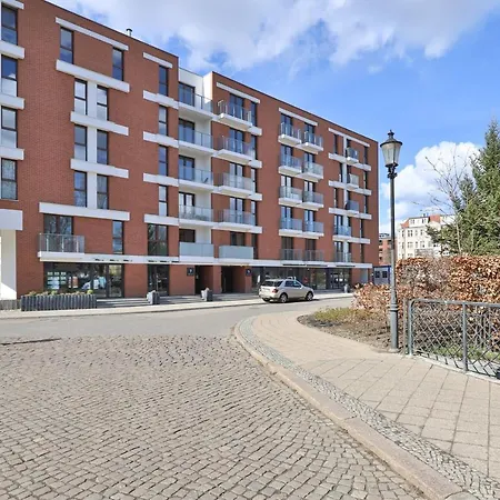 Stylish Rajska With Free Parking In Downtown By Renters Gdansk
