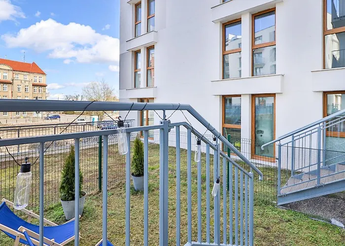 Stylish Rajska With Free Parking In Downtown By Renters Daire *