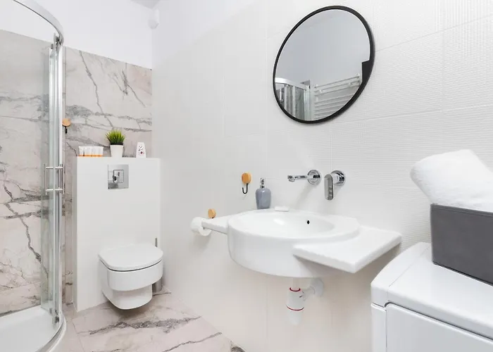 Daire Stylish Rajska With Free Parking In Downtown By Renters Gdansk