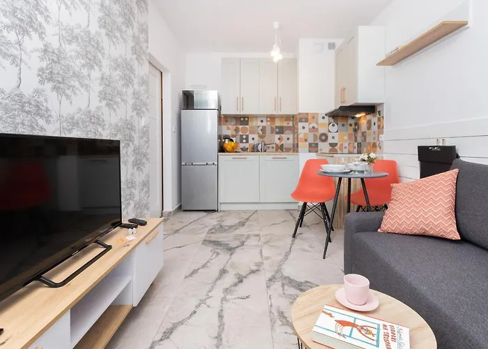 Stylish Rajska With Free Parking In Downtown By Renters Apartament *