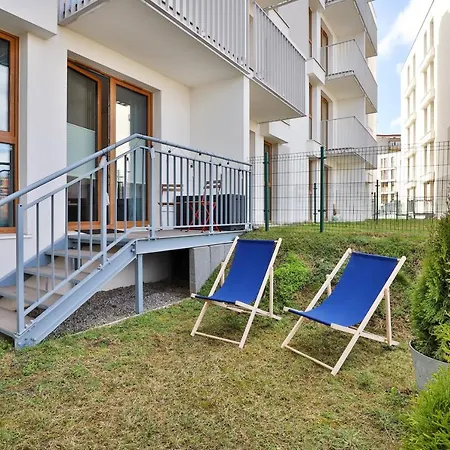 Stylish Rajska With Free Parking In Downtown By Renters Apartamento *